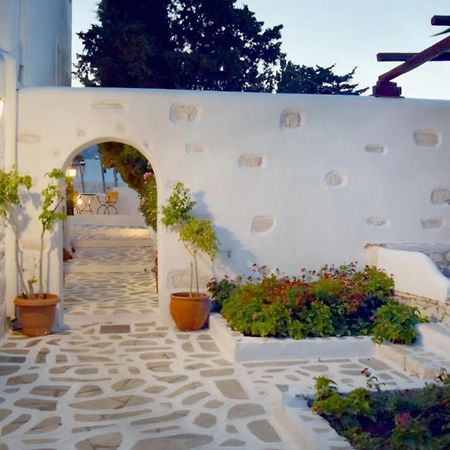 Tzane Studios & Apartments - Steps Away From Golden Beach Chrisi Akti (Paros) Exterior foto