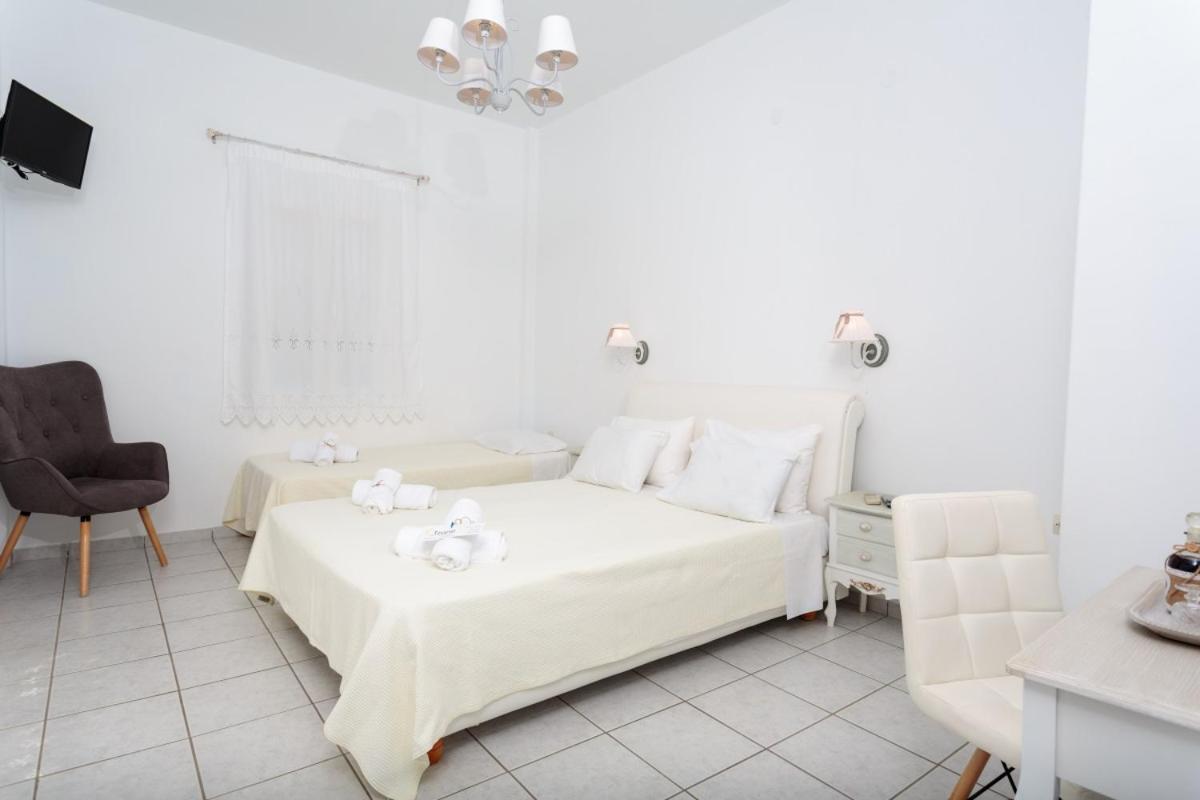 Tzane Studios & Apartments - Steps Away From Golden Beach Chrisi Akti (Paros) Exterior foto