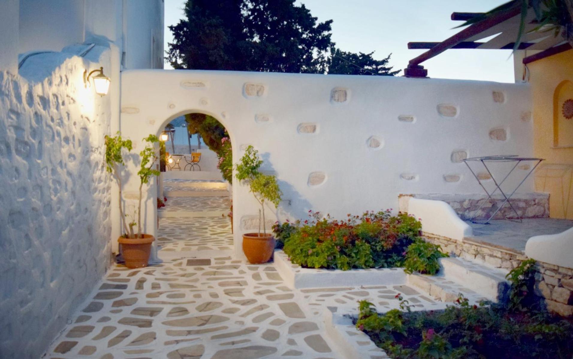 Tzane Studios & Apartments - Steps Away From Golden Beach Chrisi Akti (Paros) Exterior foto